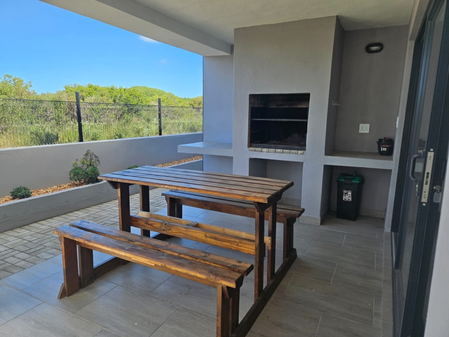 2 Bedroom Property for Sale in Stilbaai Wes Western Cape